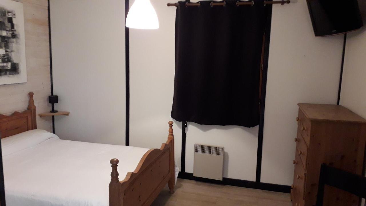 Hôtel Le Luzerta à Lauzerte Extérieur photo
